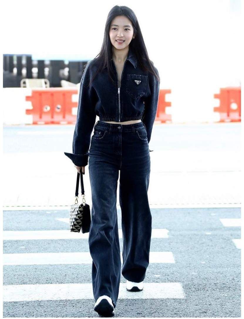 Prada真的太會挑人！Sana紗紗女王穿深V洋裝「有料身材」男裝大秀都在看她！-11