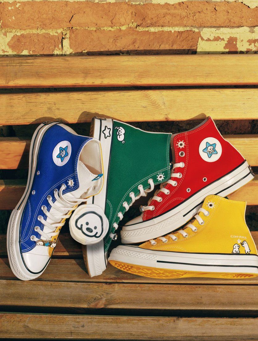 把毛小孩穿上身！CONVERSE最新聯名犯規可愛！「毛孩插畫鞋、T恤」萌到爆、一套直接穿出門！-7