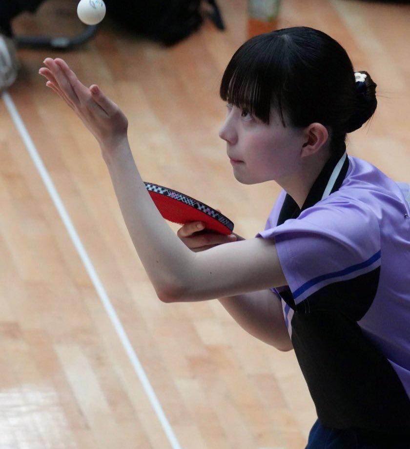 這是真人嗎？！「日本桌球天使」菊池日菜「AI側臉照」網暴動：確定不是漫畫走出來的？-10