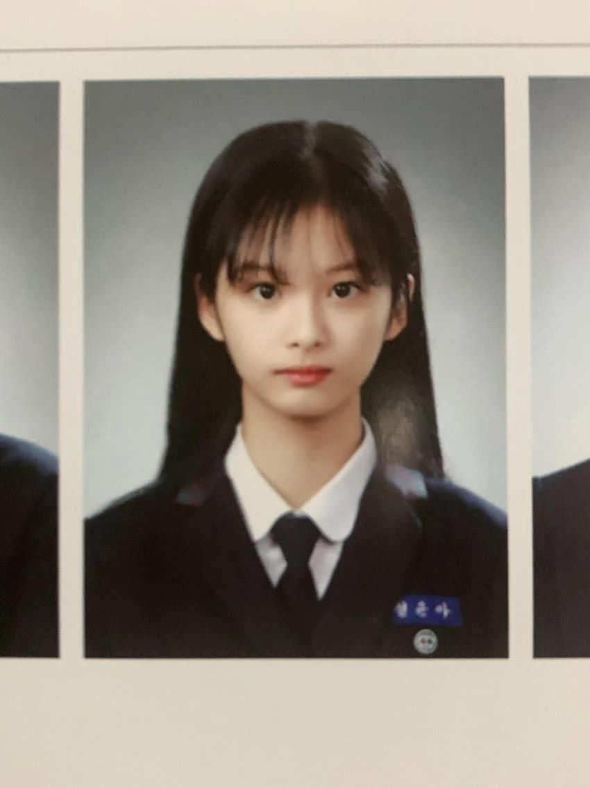 韓網評選「臉讚出身」女偶像！Minji、Sullyoon居然是同班同學，這位女愛豆出道前就已是小網紅！-13