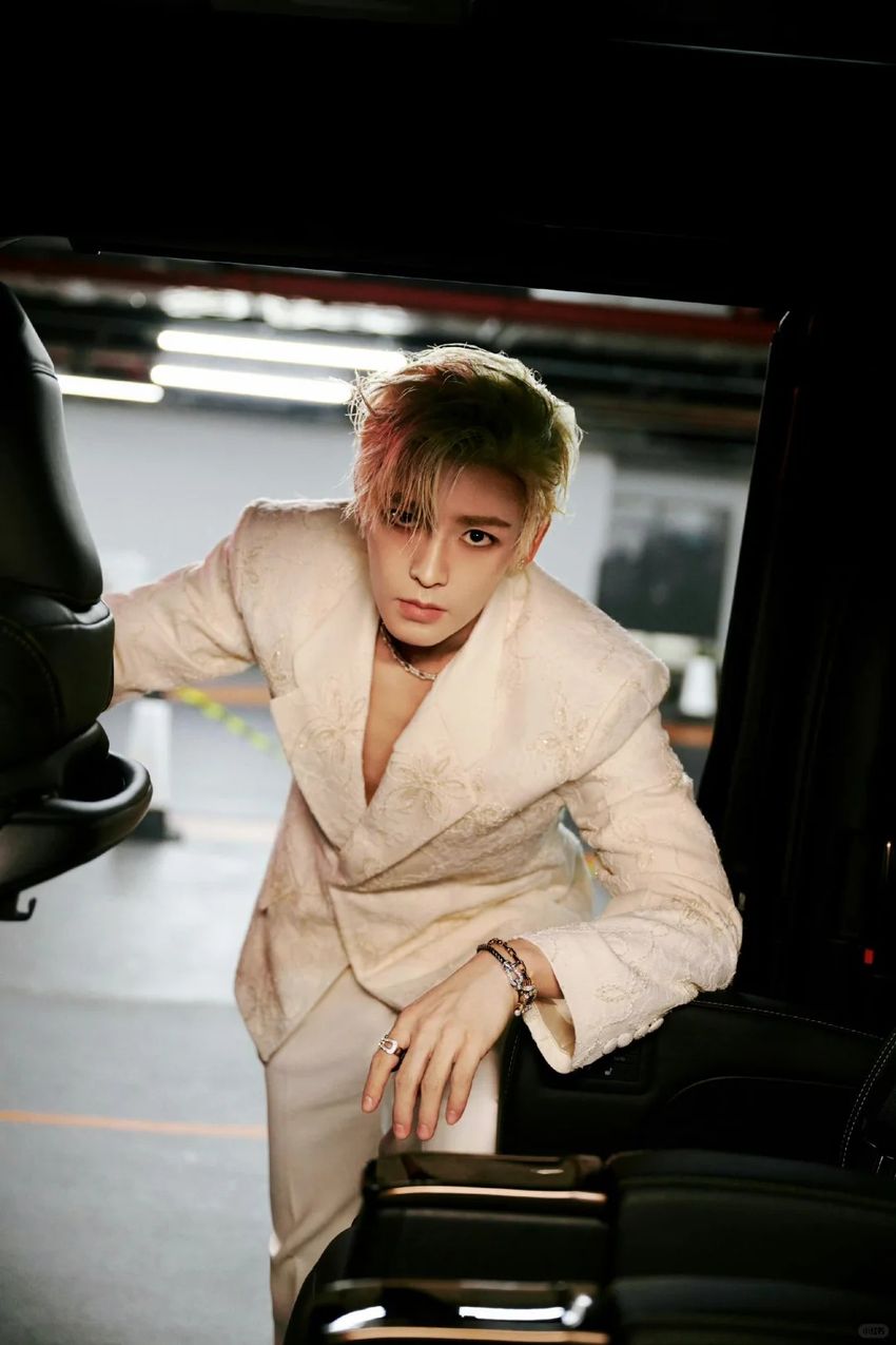 Products - Stomping Ground Brewing Co., image size:850x1275