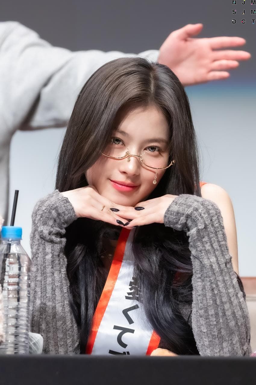 韓網公認6位很會「撩粉」的KPOP女偶像！張員瑛、Winter男女通殺，舒華憑粉絲互動圈粉無數！-2