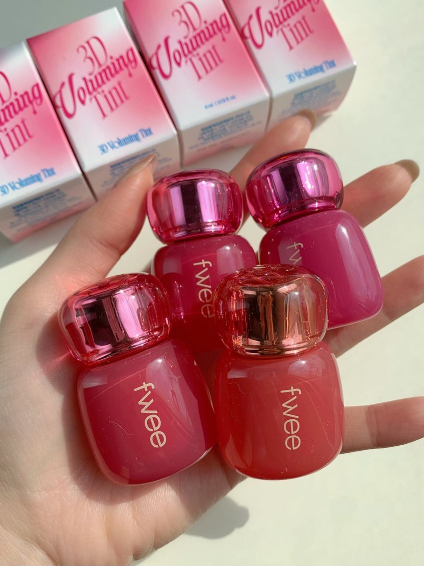 越擦越水嫩！脆友推薦開架潤唇彩，日妞人手一支MilleFée唇蜜、fwee3D唇釉，曼秀雷敦潤唇膏「摩卡棕」新色超顯白！-11