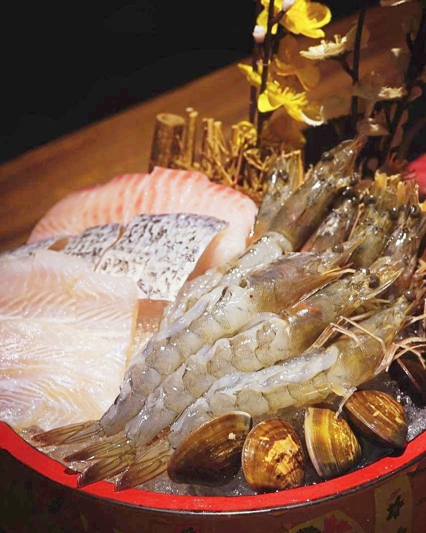 2025台北4家超人氣火鍋推薦！超鮮甜台南溫體牛火鍋一吃就上癮、「這間」泰式火鍋吃到飽網友都狂推！-16