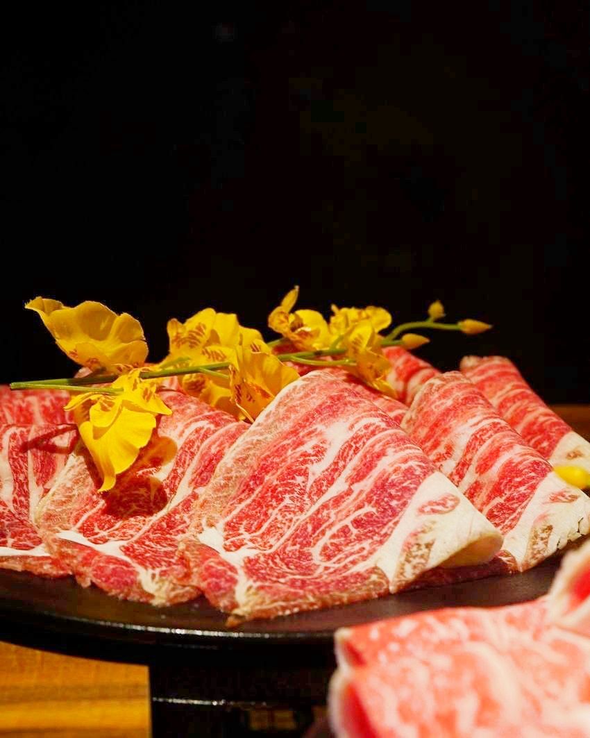 2025台北4家超人氣火鍋推薦！超鮮甜台南溫體牛火鍋一吃就上癮、「這間」泰式火鍋吃到飽網友都狂推！-15