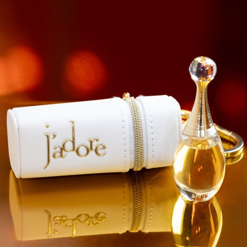 DIOR J'ADORE 2026快閃店太夢幻！「花蘊香精」金色香氛殿堂＋專屬妝容