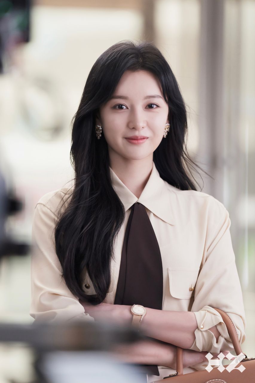 《淚之女王》金智媛出場率最高「Delvaux手提包」被起底！網：真的是豪門標配！-9