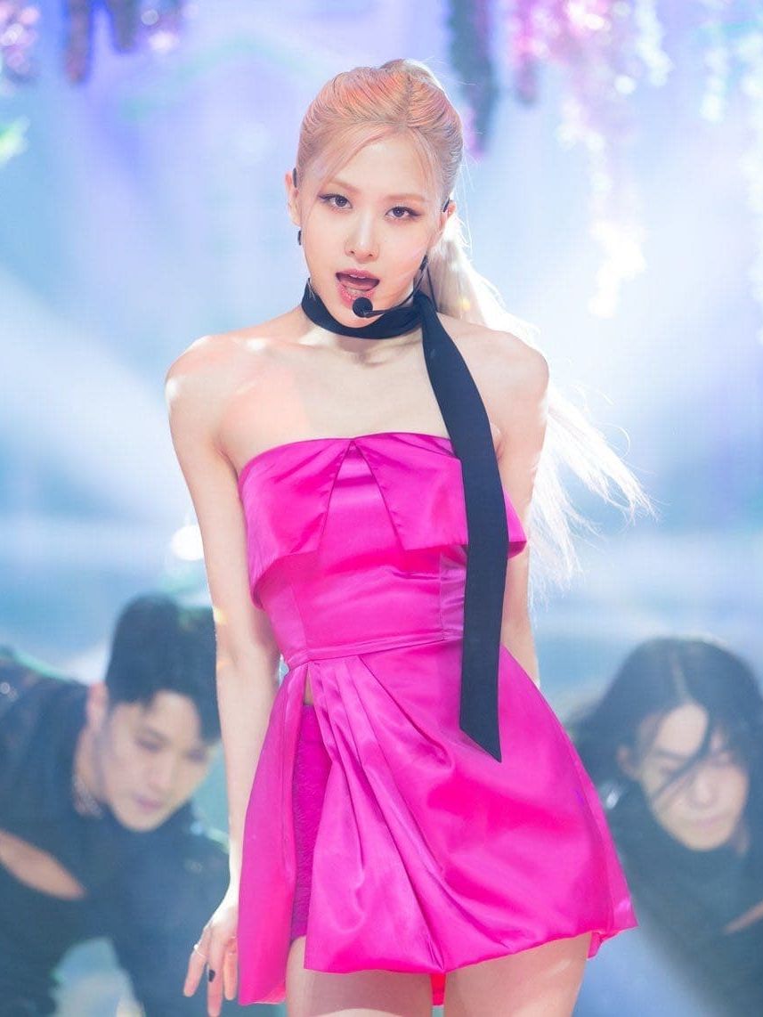 盤點MV觀看最快破億SOLO女歌手TOP5！Jennie僅23天，Jisoo開花舞爆紅全球，Lisa神速破紀錄！-11