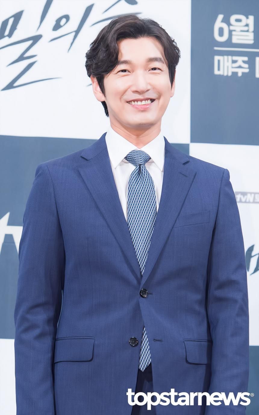 盤點6位舞台劇出身的人氣韓劇演員！金宣虎獲封「大學路偶像」成名，《機醫》班底田美都、曹政奭都上榜！-8