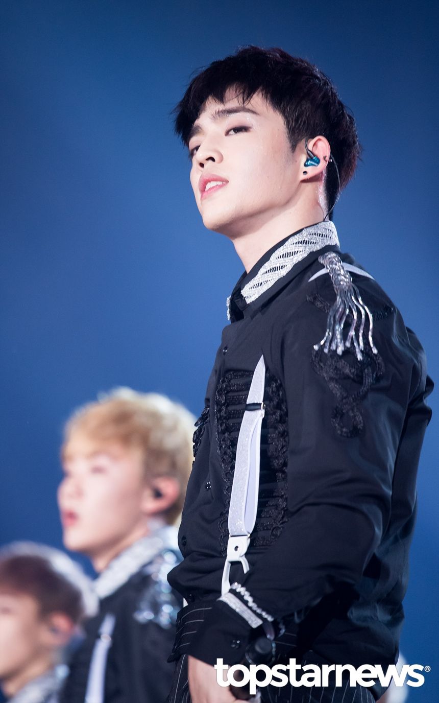 網熱議6位人氣男團「首位公開」成員！S.COUPS展現超強領導力，然竣、V初登場就封神！-10