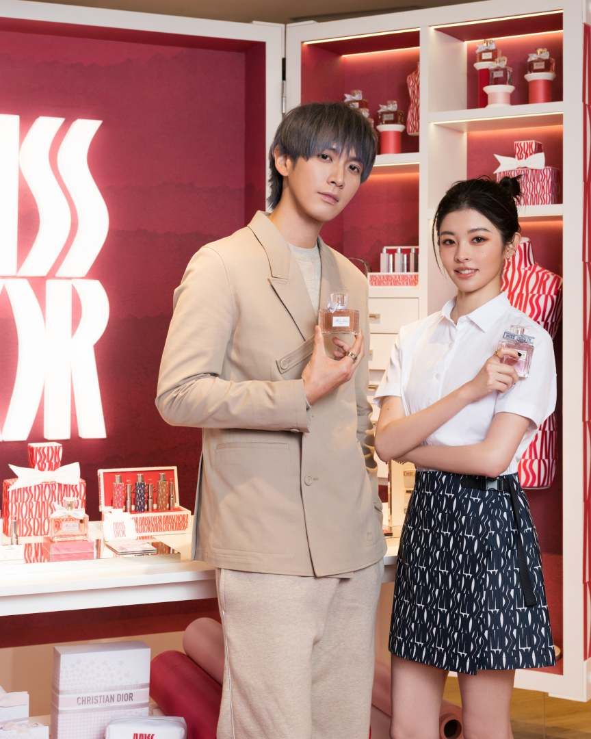 「MISS DIOR訂製愛戀快閃店」浪漫登場！迪奧香膏限量高訂外殼、客製化手工蝴蝶結香水瓶身...化身最奢寵情人節禮物！-3