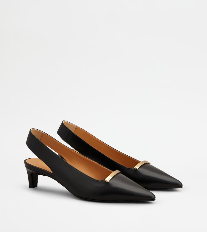 TOD’S新品太誇張！竟推出「豆豆薄底鞋」根本逼通勤族入手、豆豆鞋吊飾也可愛到爆！-5