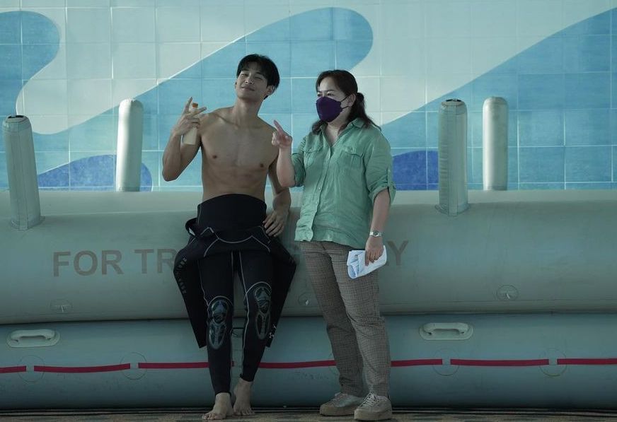 全球瘋狂！盤點6位擁有「雕刻好身材」泰星！泰版F4 Bright、Win都上榜，APO「冰塊腹肌」太誘人！-2