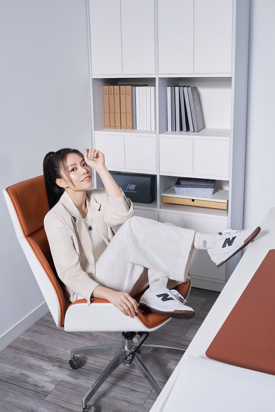 2024必買小白鞋推薦！adidas「這雙」一定要搶到、卡寶同款榮登本季大黑馬！-13