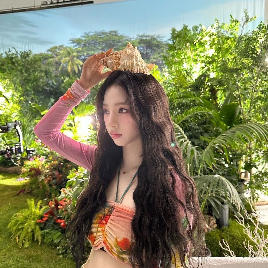 韓網票選6位最想一起度過夏天的女偶像！權恩妃、張員瑛上榜，Karina登Waterbomb成話題焦點！-3