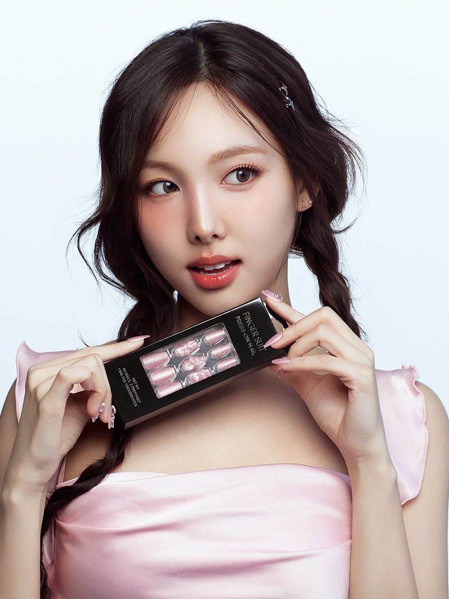 高端美妝資源都愛TWICE！Momo代言香氛被稱「液體鑽石」、Sana公認帶貨女王...，頂級保養品獨愛Mina！-3
