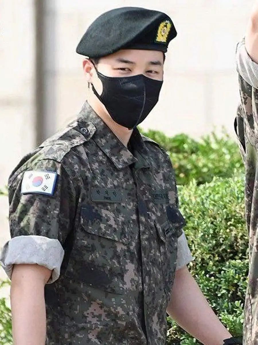 2025下半年退伍KPOP男偶像完整名單！BTS防彈6月完整體回歸，EXO世勳、NCT泰容準備歸隊！-9