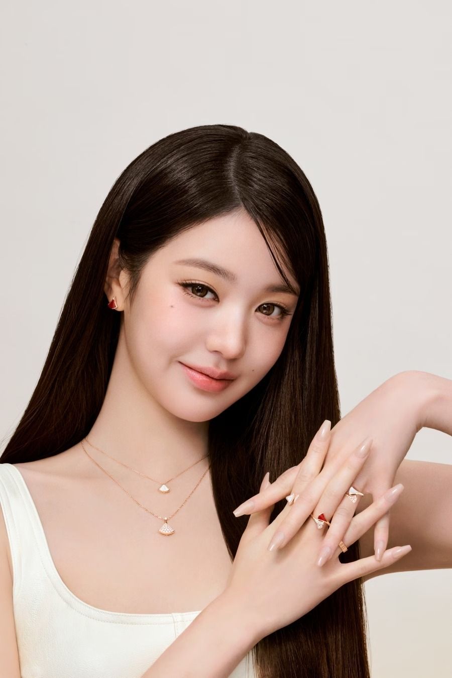 這陣容誰頂得住？BVLGARI寶格麗大使名單太豪華！除了珉奎、金智媛，張員瑛也加入了！-2