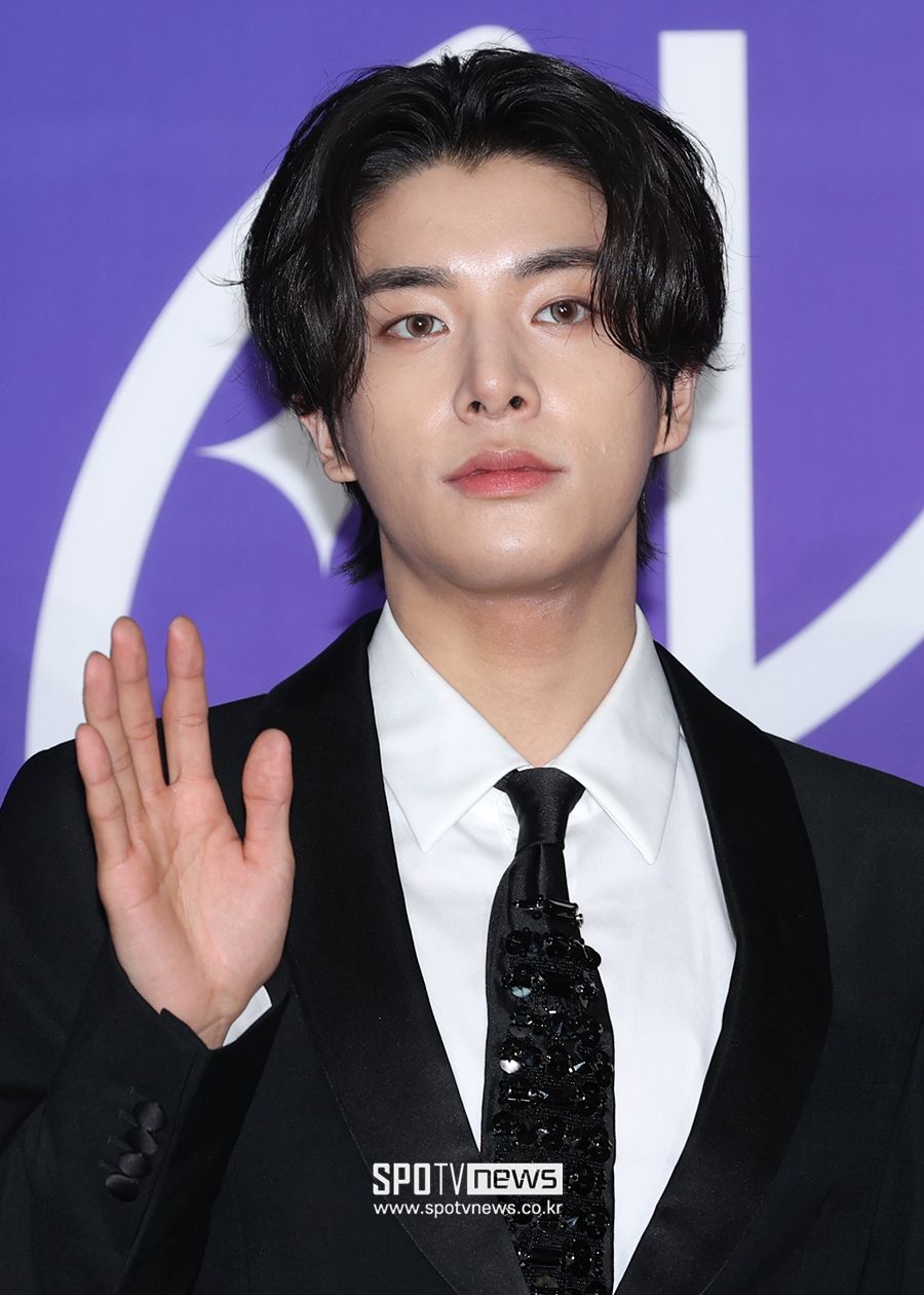 9位馬年出生的KPOP男偶像公開！元彬、成訓雙男神上榜，王奕翔話題度飆升！-5