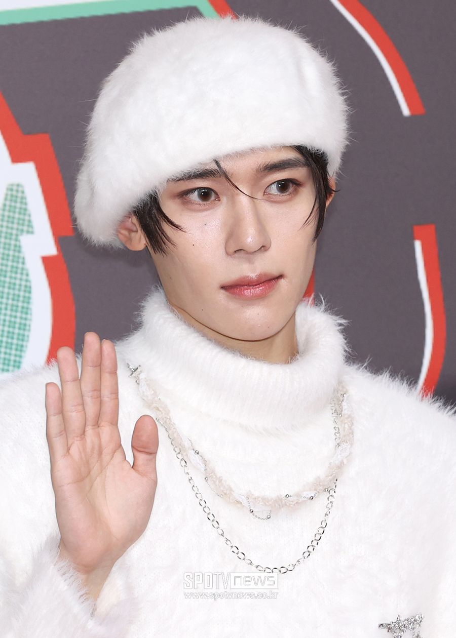 9位馬年出生的KPOP男偶像公開！元彬、成訓雙男神上榜，王奕翔話題度飆升！-17