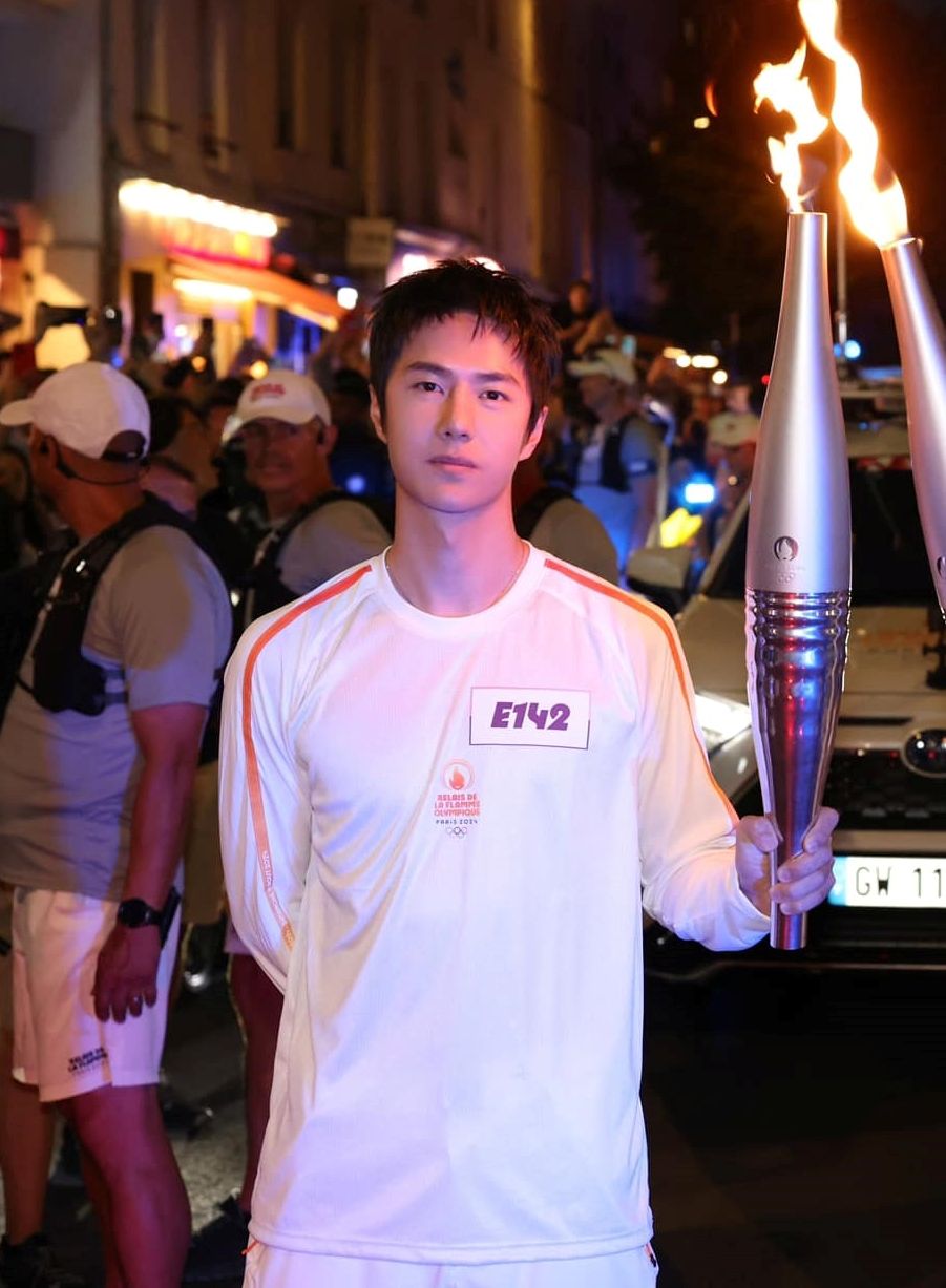 2024小紅書瀏覽量最高的陸劇男星！檀健次衝破40億排第五，王一博、王鶴棣全上榜，冠軍沒人不服！-9