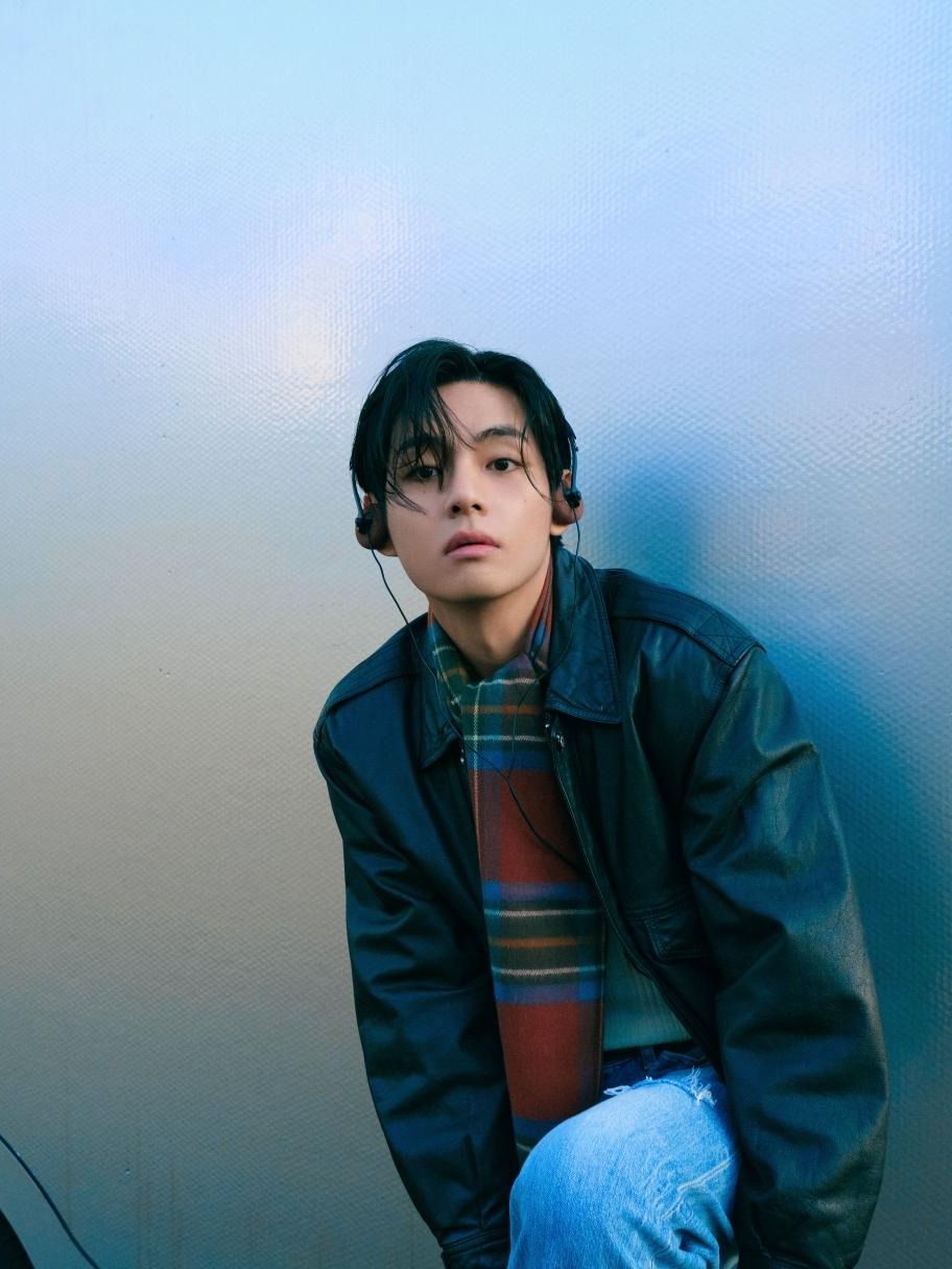 韓網熱議7位「冷美男」韓國偶像！成訓、圓佑自帶高冷貴族氣質，「冰山王子」是他！-7