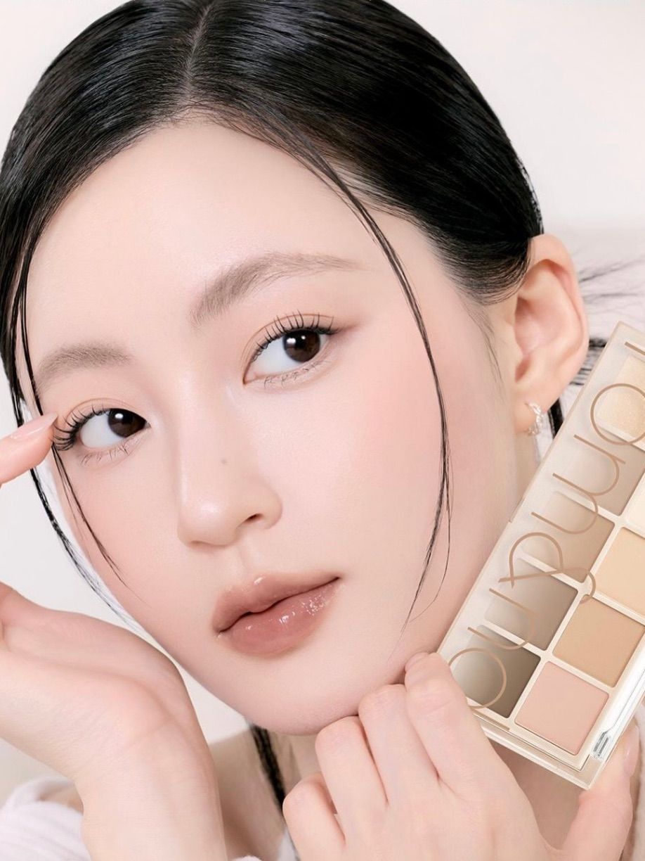 rom&nd豆奶系列爆紅！低飽和「豆奶妝」太嫩，#41杏仁奶露、白桃豆花腮紅必收爆款色！-17