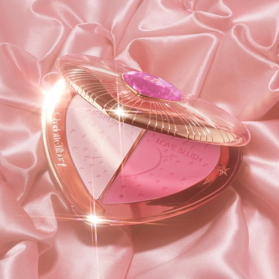 這是少女變身器吧！CT「愛心粉鑽兩用腮紅、唇膏」打造接吻後的腫翹豐唇、激情後的微暈雙頰！-3