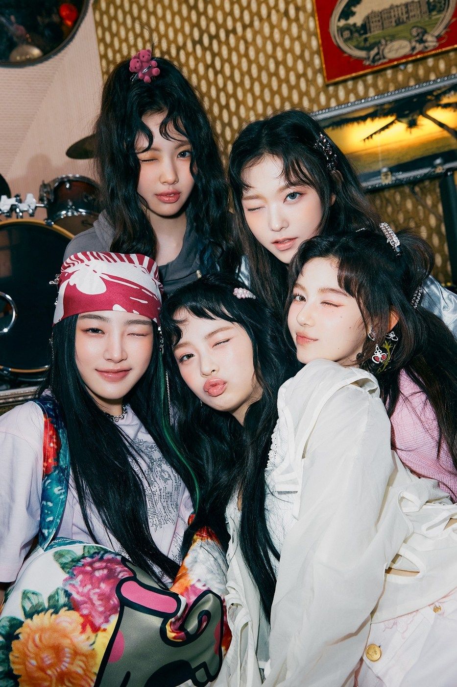 歷代KPOP韓國女團專輯銷量TOP10！aespa大賣200萬張，IVE專輯進榜最多，冠軍難超越！-15