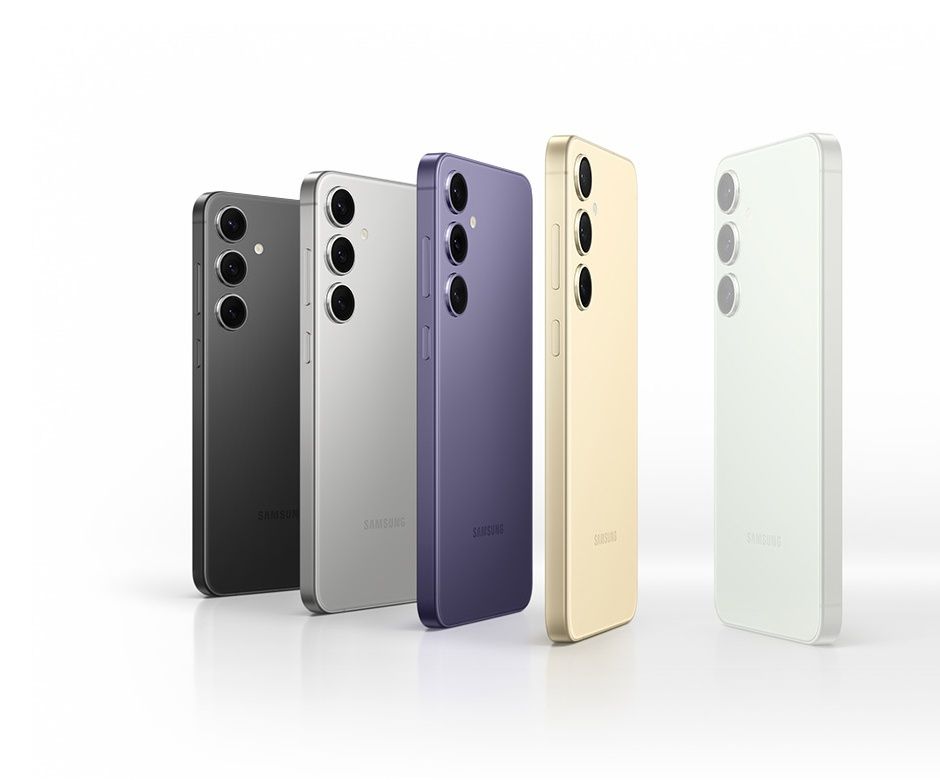 2025韓星愛用同款手機盤點！三星小王子Felix最愛「這台」、ATEEZ潤浩拿iPhone 17 Pro狂曬自拍！-8