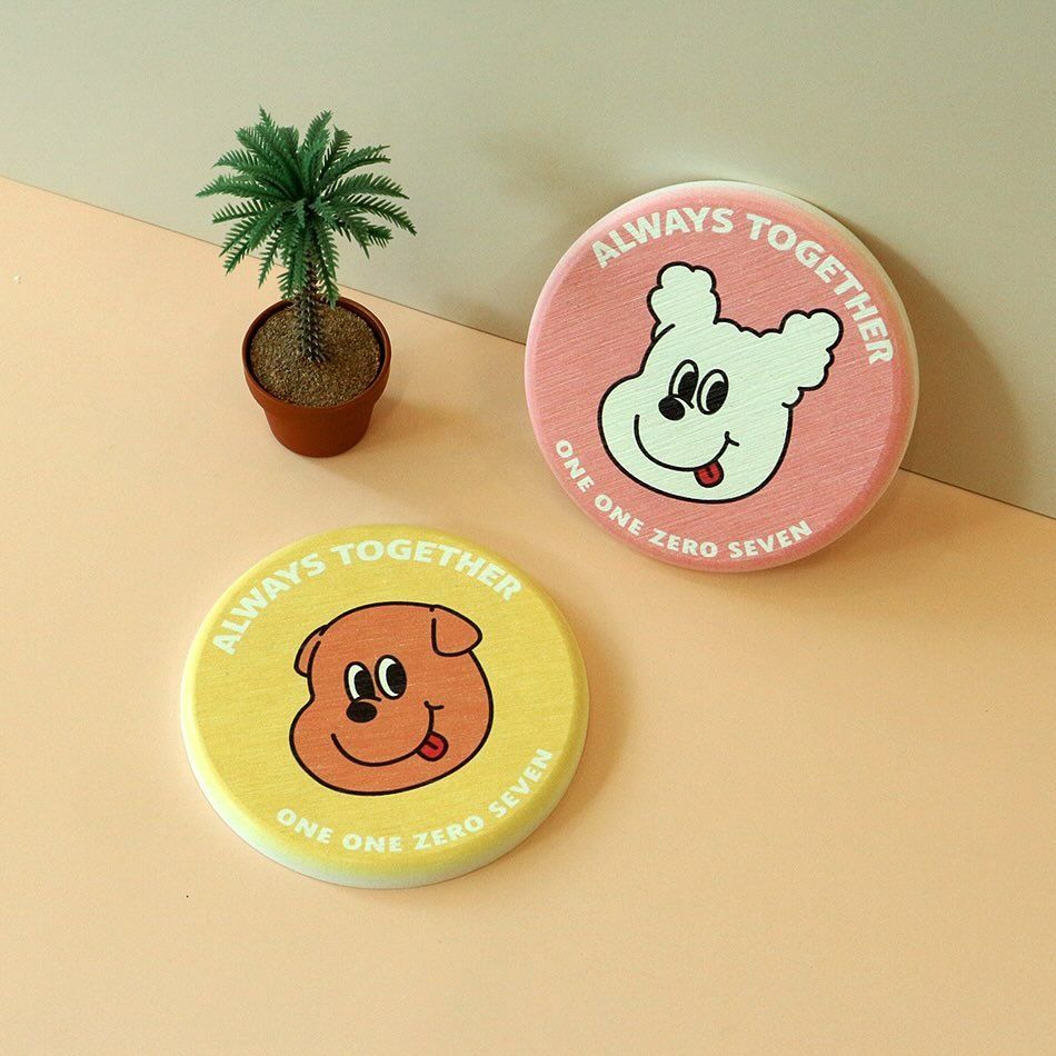 2024韓國旅遊必買5大文創品牌推薦！Dinotaeng矮袋鼠、笑臉狗狗⋯連韓妞都超愛！-6