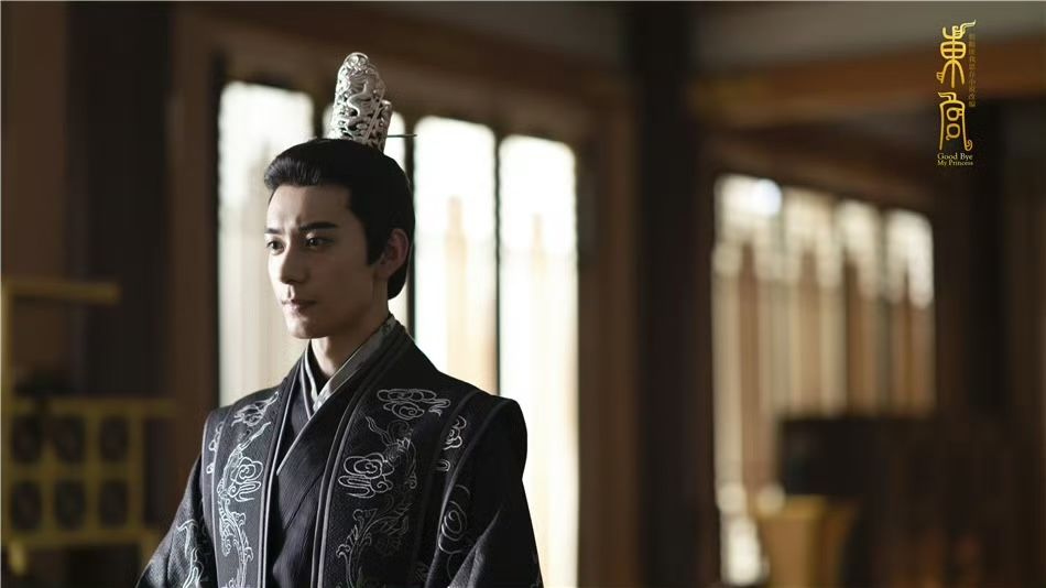 網熱議7位「最帥將軍」陸劇男演員！張凌赫《逐玉》帥出圈，劉宇寧身高自帶氣場，李昀銳反差感十足！-11