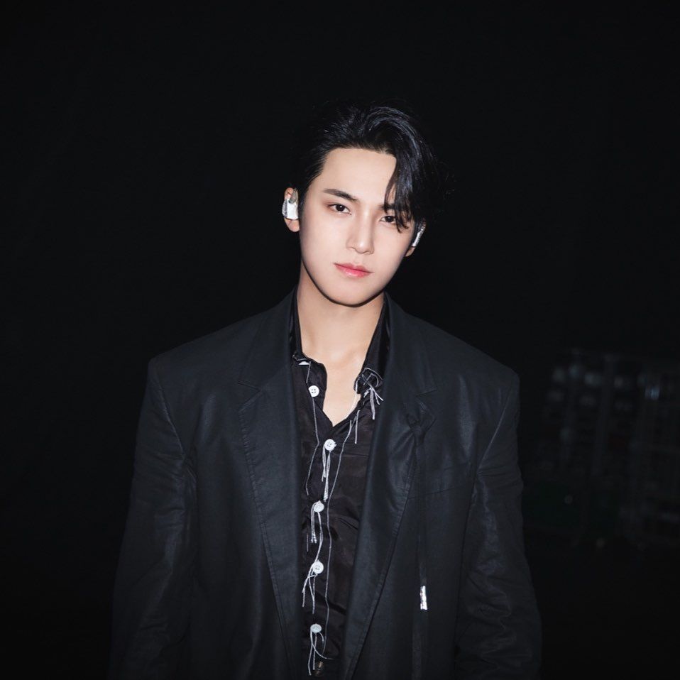 韓網評選「臉讚出身」男偶像！車銀優「母胎帥哥」根本零黑歷史，元彬高中舊照真的太帥，元祖臉讚是這位偶像-9