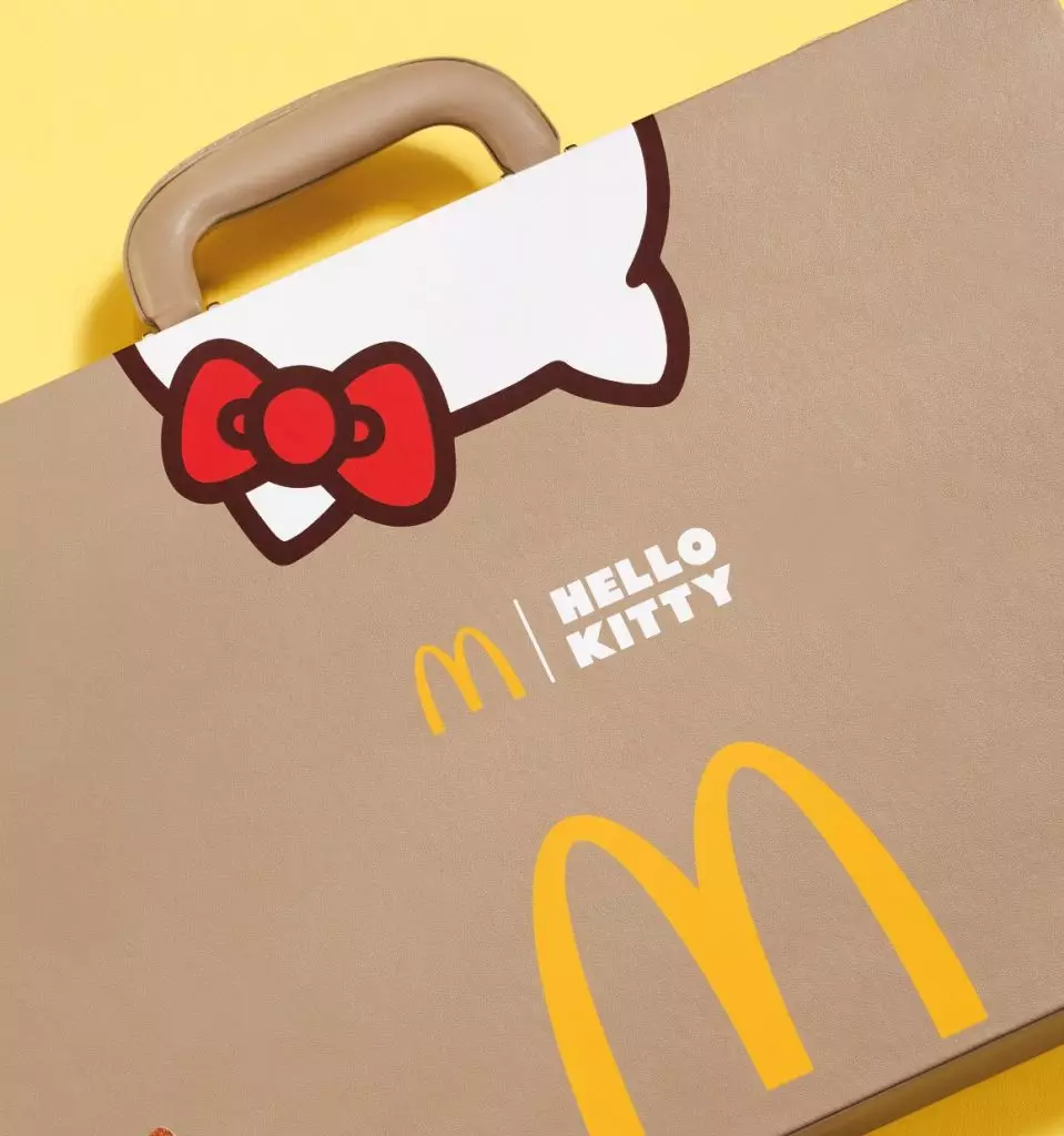 香港麥當勞推出Hello Kitty麻將組！新年限定「蝴蝶結骰子、小貓臉一筒」萌炸天！-3