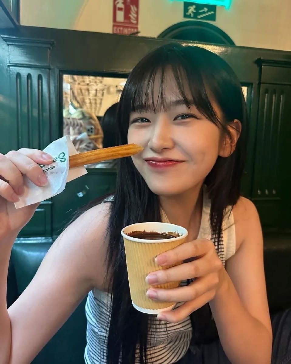 韓網票選「長相最受長輩喜愛」KPOP女偶像！Jisoo、薇娟清秀耐看，安俞真形象最討喜！-3