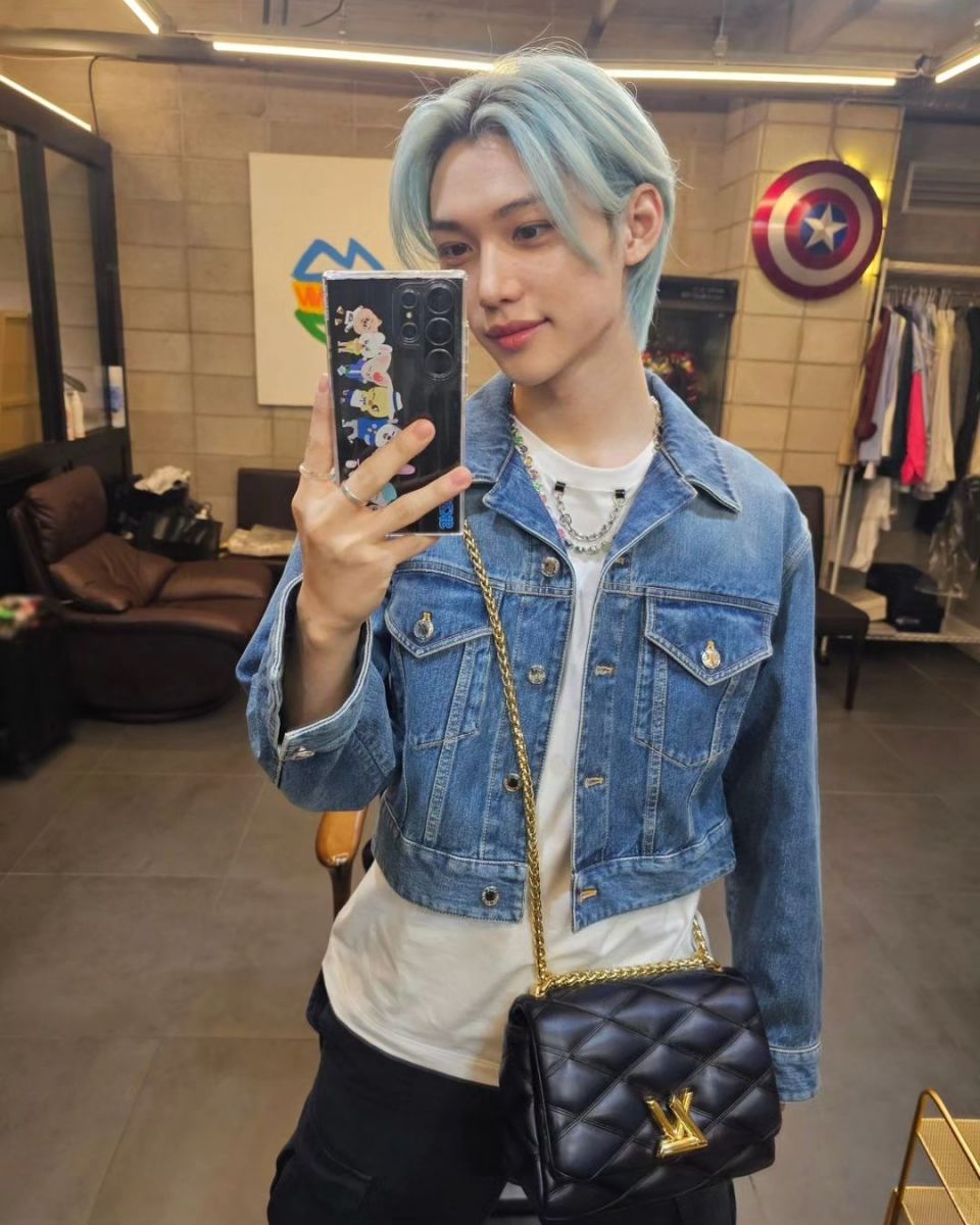 精靈王子Stray Kids Felix「慵懶頹廢美」私服反差魅力，說是人間LV一點都不誇張！-10