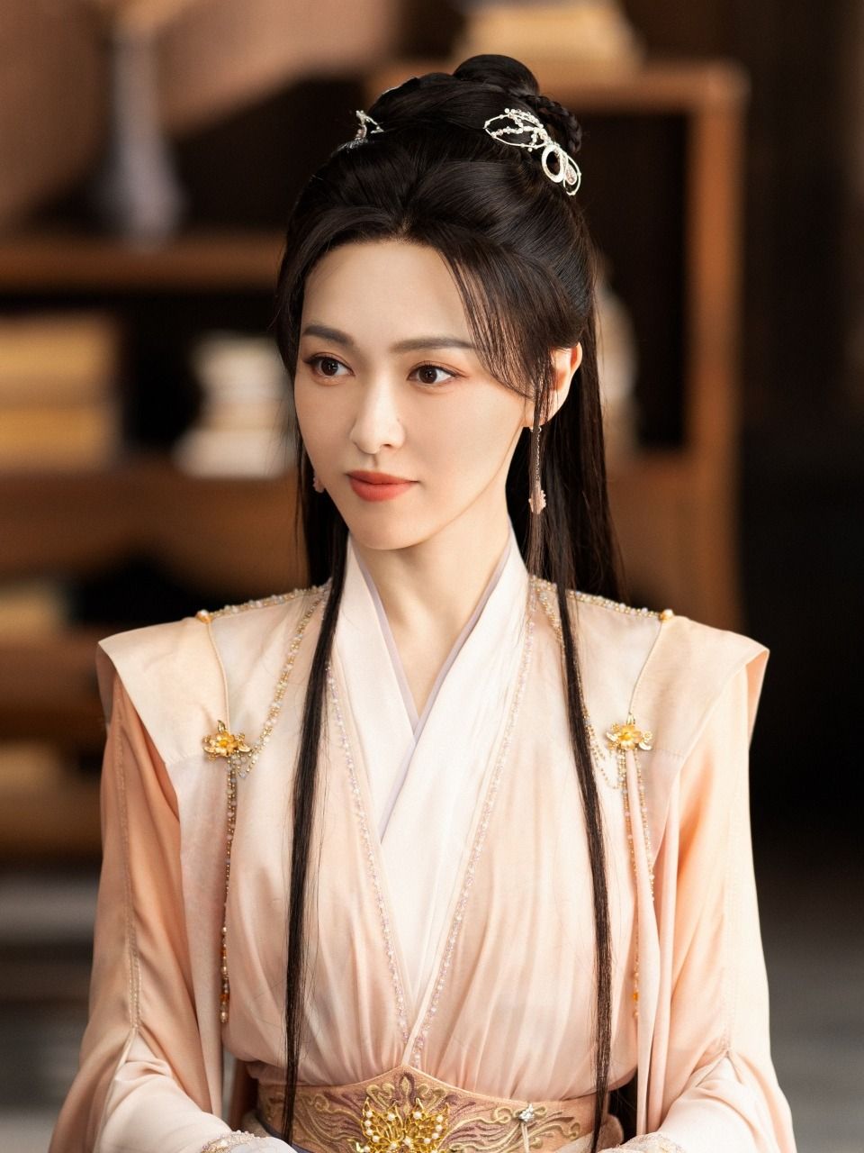 網評2024待播古裝劇女主妝造排行TOP8！白鹿新劇狂秀16套造型，趙麗穎又美又颯，打敗眾女星奪冠的是回歸的她！-19
