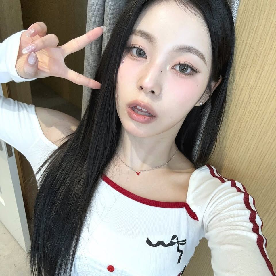 韓網評選7位最有「Teto女」氣場的KPOP女偶像！安俞真、Momo甜中帶帥，Giselle新歌超殺造型引熱議！-12