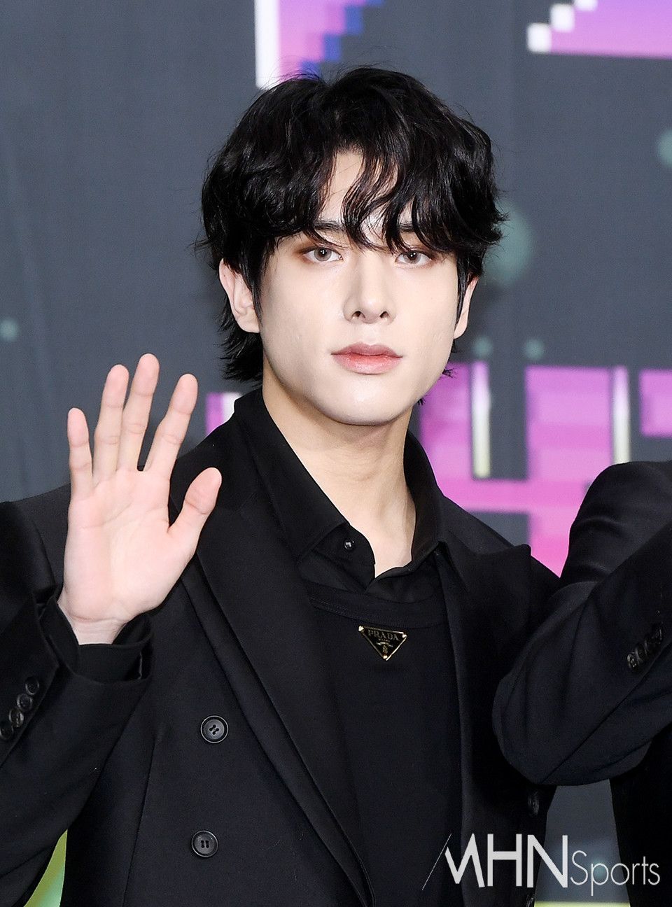 盤點7位網友最愛的狗狗相KPOP男偶像！明宰鉉、昇玟帥氣可愛兼具，珉奎根本就是大狗狗！-9