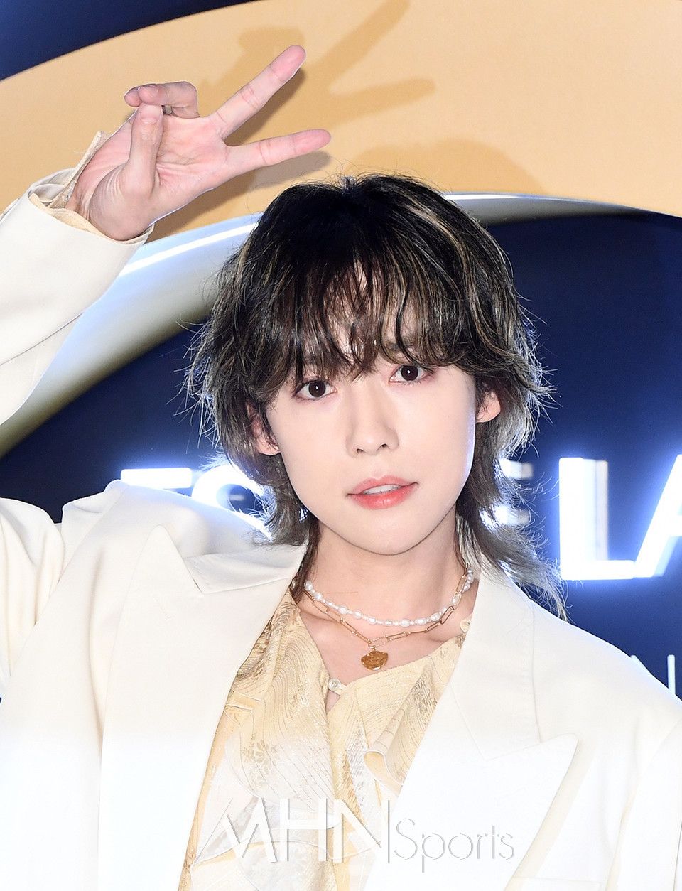 韓網公認6位眼睛最好看的KPOP男偶像！車銀優、V成整型範本，Lee Know無辜眼超圈粉！-12