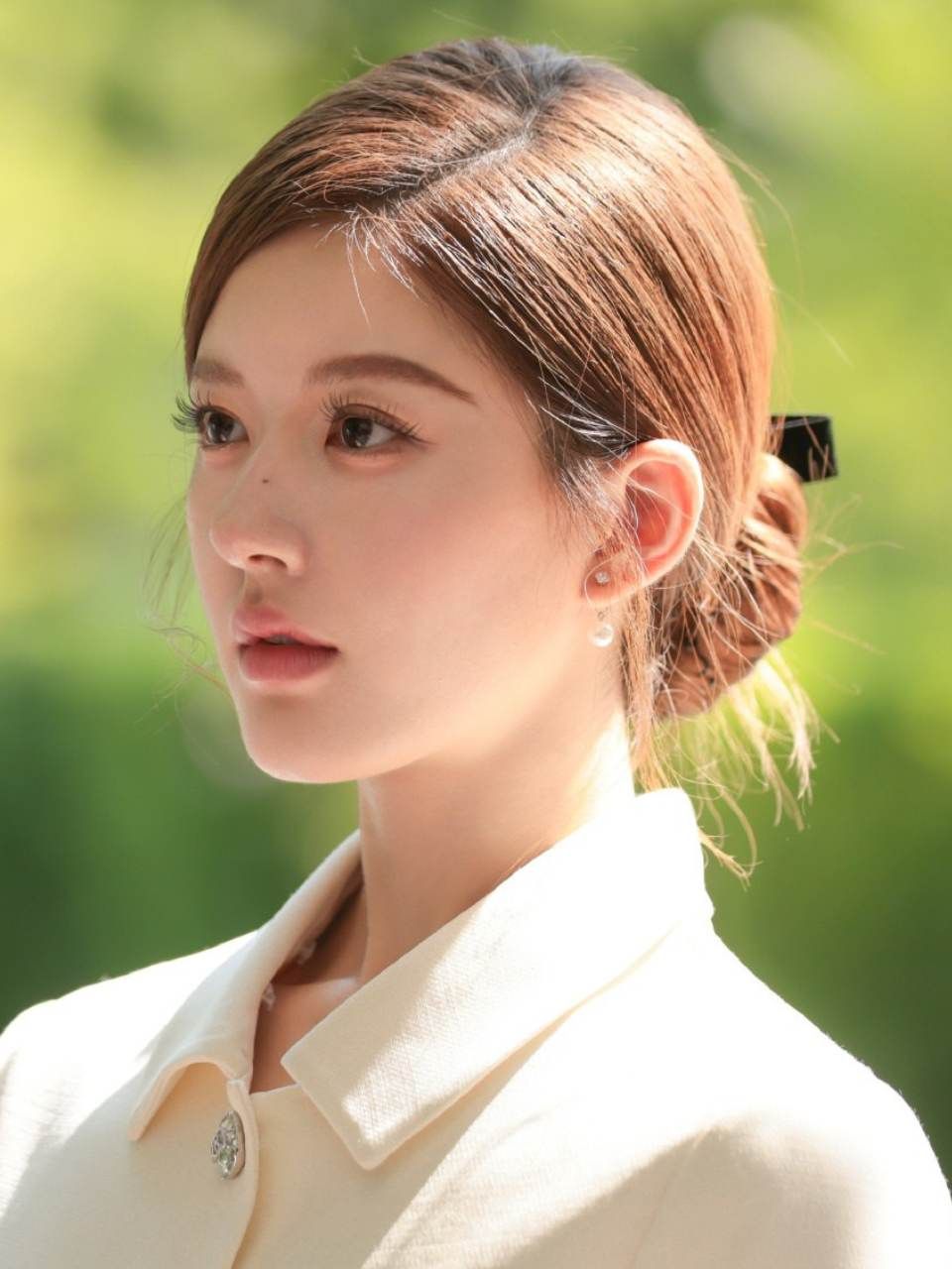 趙露思《許我耀眼》劇情看點+角色介紹！70套造型美翻掀網友狂搜同款，冷凍＋零宣傳開播口碑熱度雙爆！-6