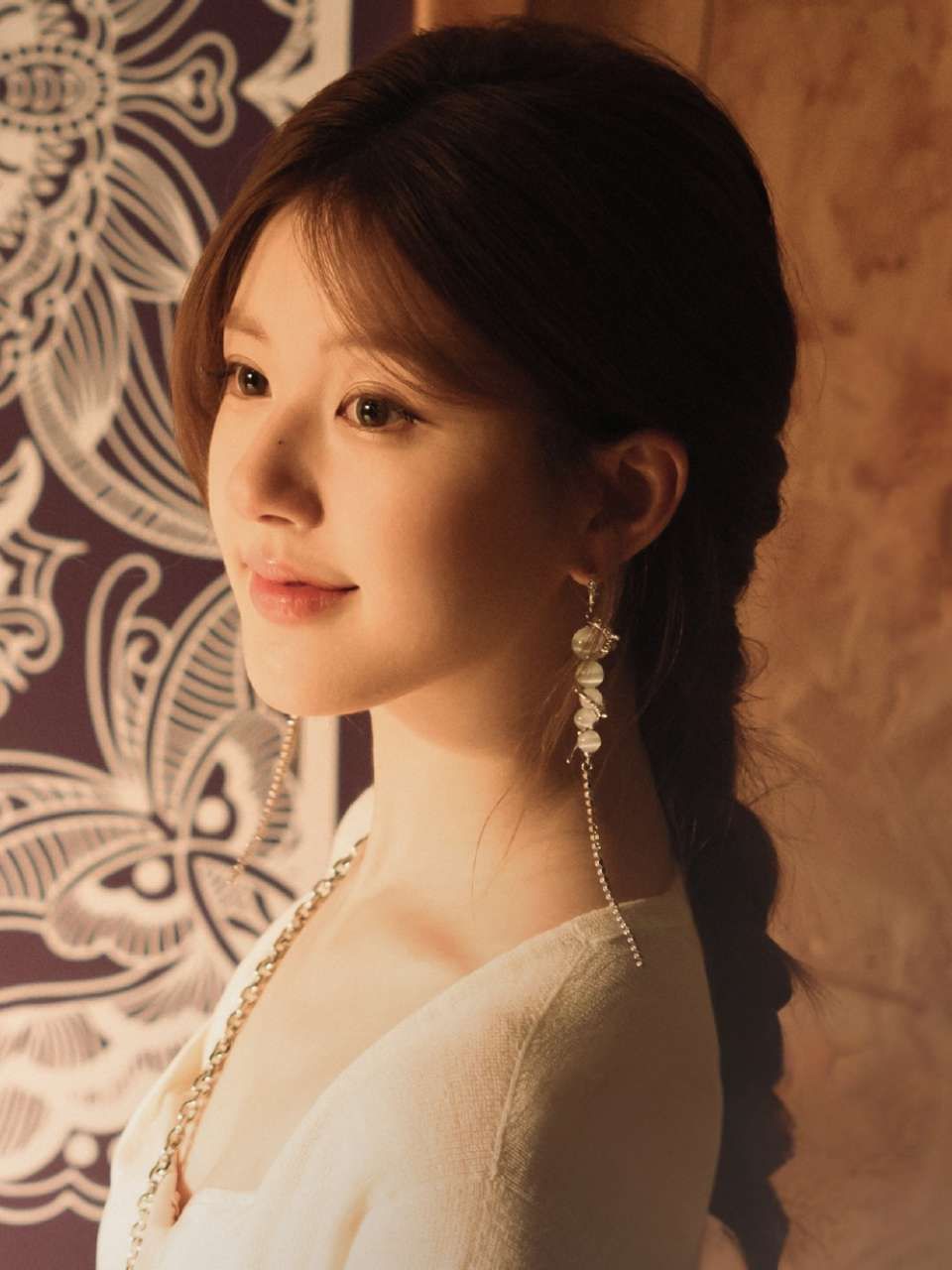 趙露思《許我耀眼》劇情看點+角色介紹！70套造型美翻掀網友狂搜同款，冷凍＋零宣傳開播口碑熱度雙爆！-13