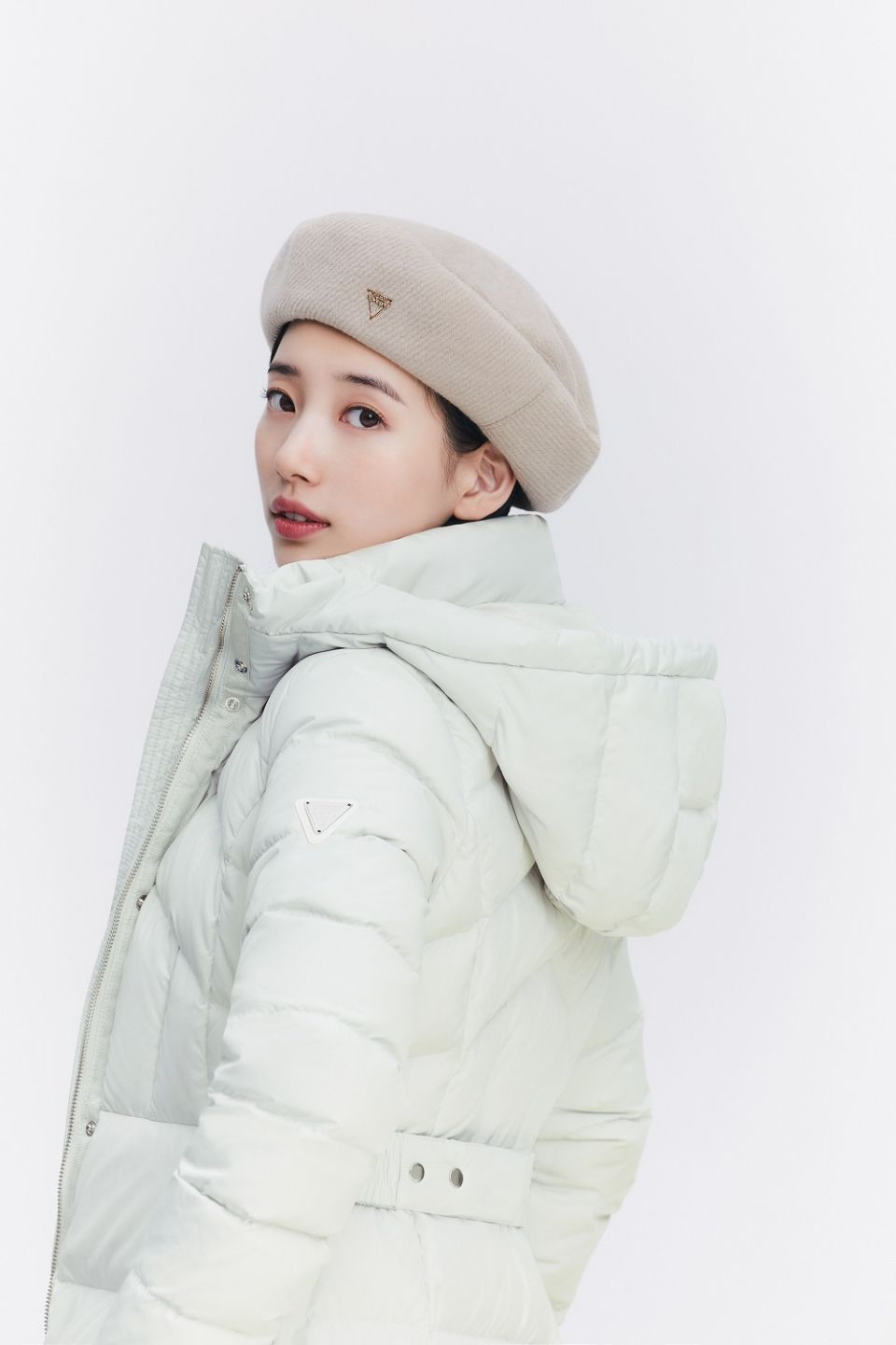 韓網公認7位最適合拍冬季畫報的韓星！邊佑錫浪漫氛圍感滿分，IU、車銀優顏值太犯規！-7