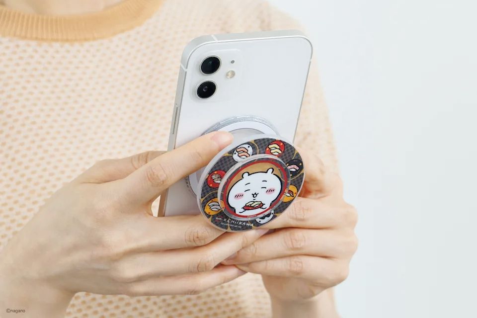 壽司郎跟吉伊卡哇聯名了！超呆萌「鮭魚壽司烏薩奇吊飾、迴轉壽司手機支架、壽司盤」全都想要！-10