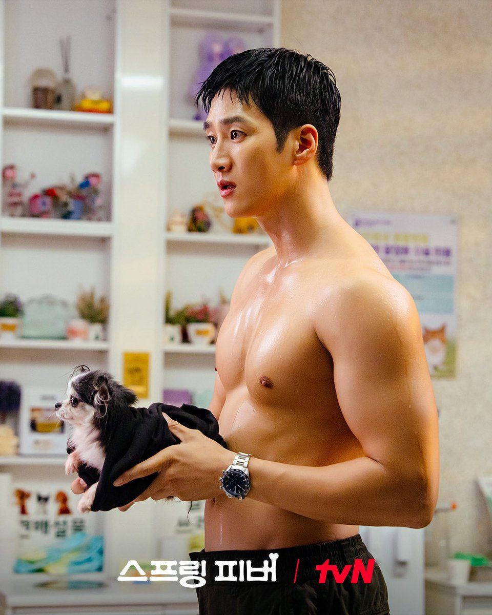 網票選擁有名品身材的韓國男星TOP7！安普賢新劇大秀結實肌肉，Shownu、宋江太平洋寬肩超有安全感！-12