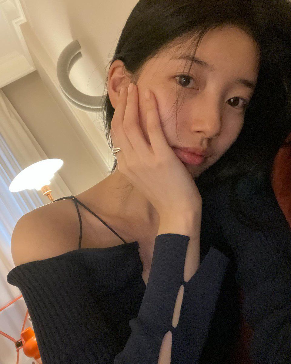 網評6位引發熱議的KPOP女偶像素顏照！舒華、Winter清純美爆發，Sullyoon美得太不真實！-8