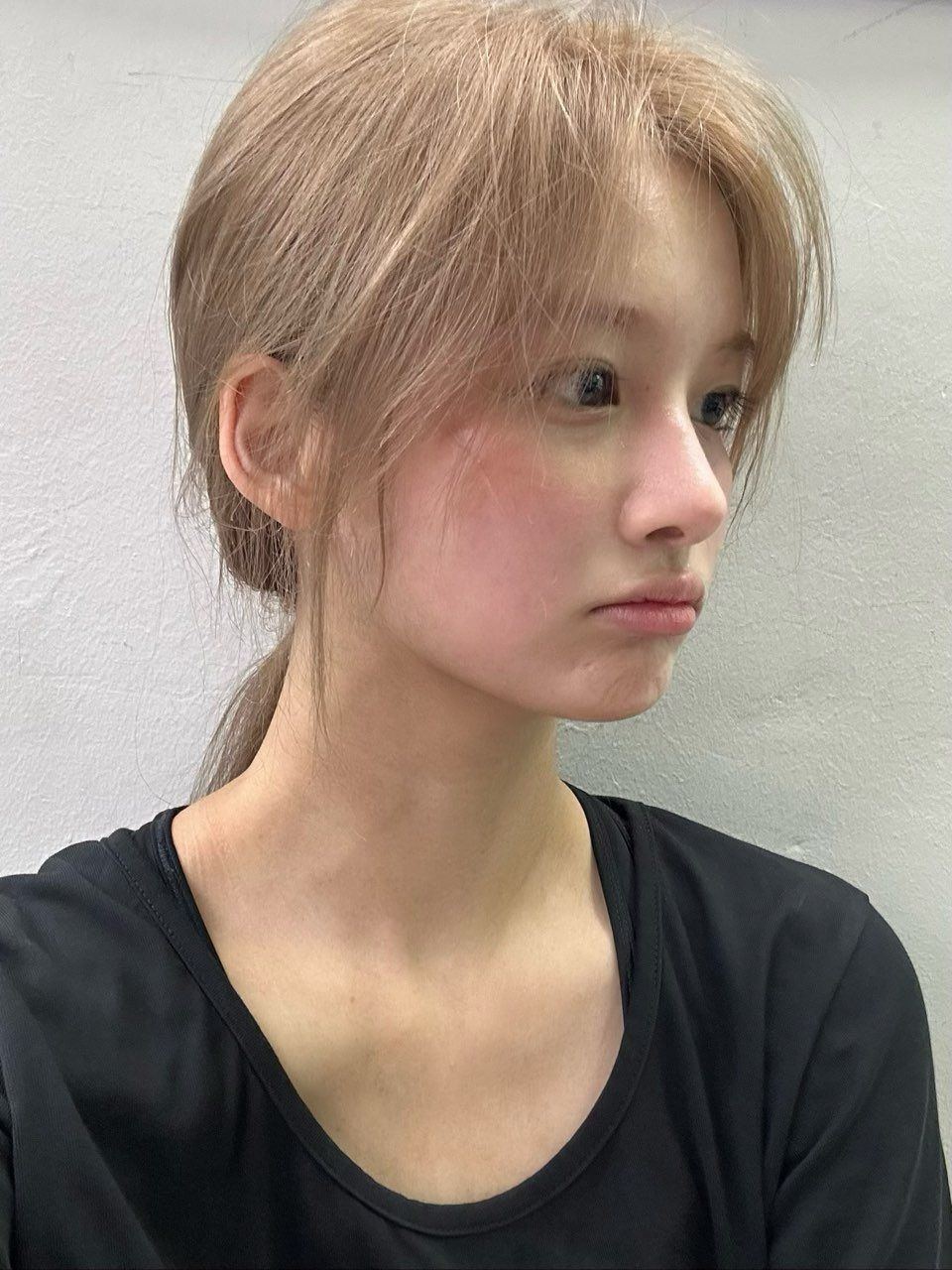 網評6位引發熱議的KPOP女偶像素顏照！舒華、Winter清純美爆發，Sullyoon美得太不真實！-5