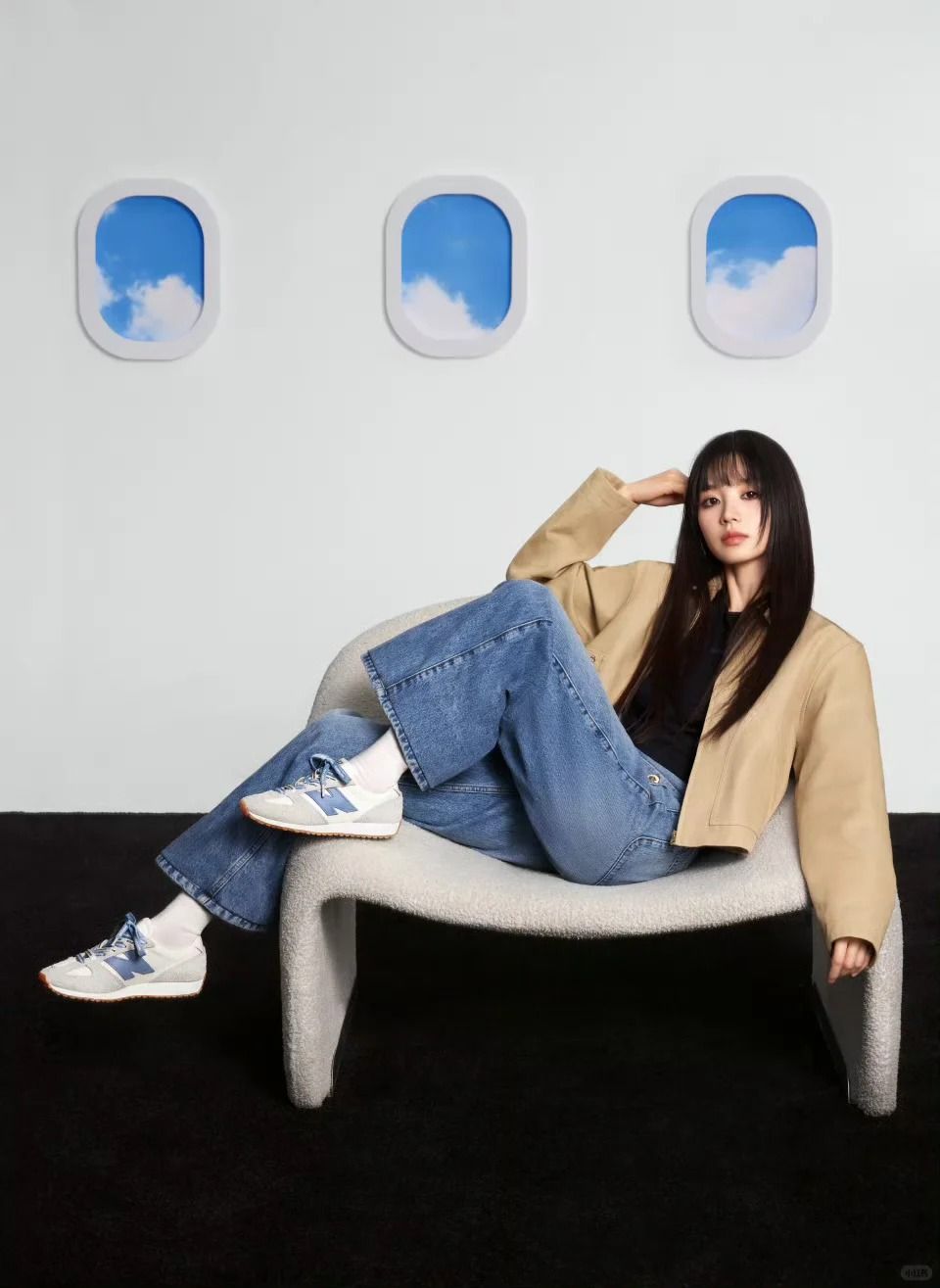 差點認不出是「長玉」！《逐玉》田曦薇拍NB廣告再創顏值顛峰！腳上球鞋張員瑛也超愛！-5