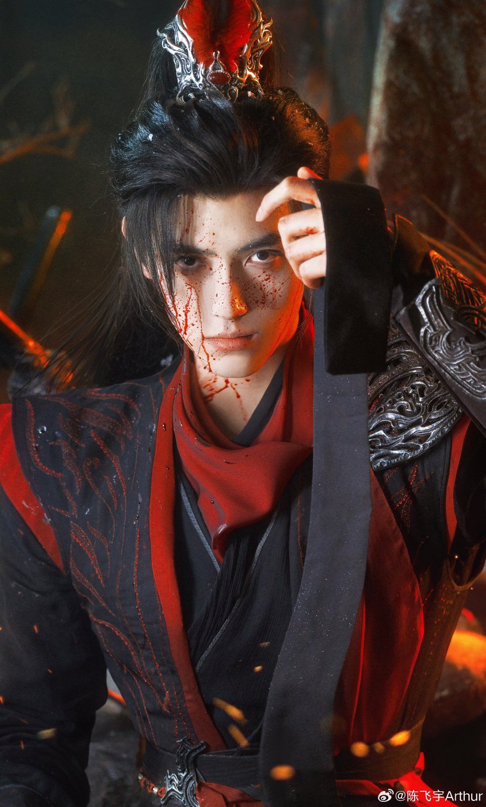 人鬼共感太虐！《白日提燈》必看亮點！迪麗熱巴化身「絕美鬼王」、與將軍陳飛宇的「宿命虐愛」太催淚！-10