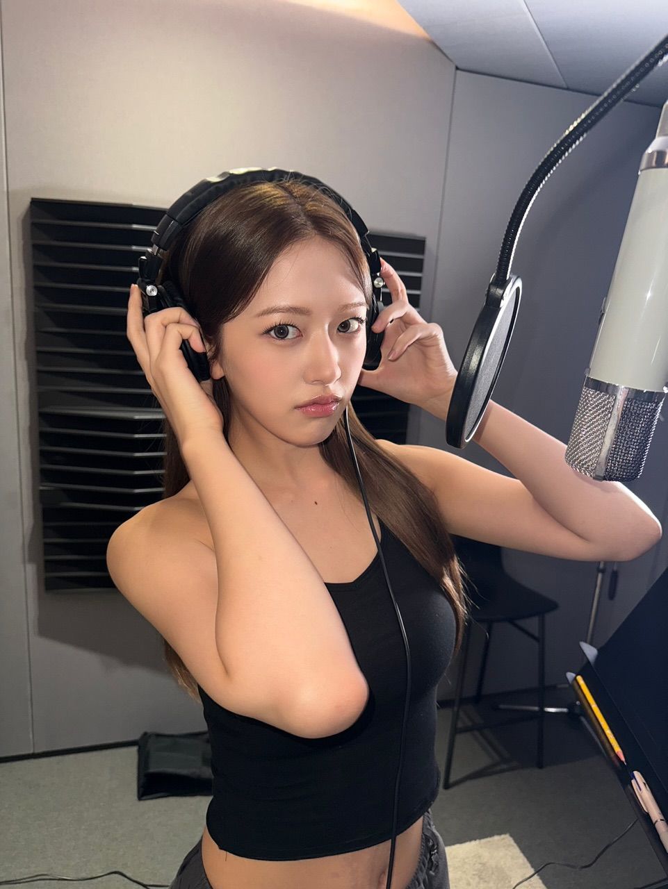 KPOP偶像MBTI公開！6位意想不到的「I人」偶像！安俞真、DK、海嫄都上榜！-12
